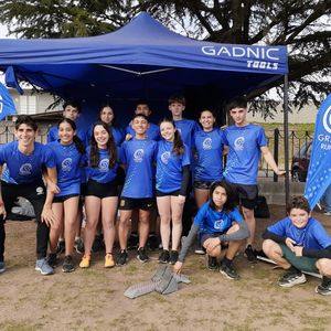 Equipo juvenil de Gravity Run Club en los Juegos Bonaerenses
